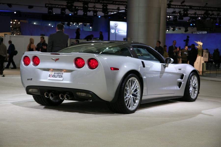  Chevrolet Corvette ZR1 2009 года  (фото 42 из 290)